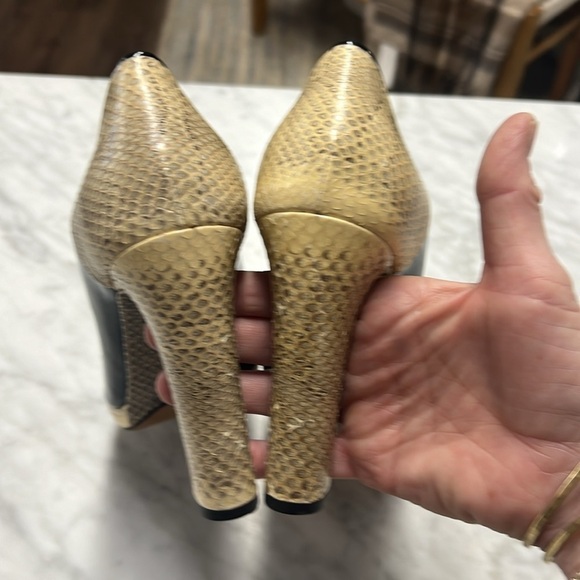 Chloe' Vernice Black Patent Leather and Snake Print Accent Chunky Heel Size 38 - Picture 5 of 11